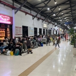 Suasana stasiun Surabaya Pasar Turi