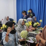 Kelas kreatif yang diadakan Petrokimia Gresik bekerja sama dengan Undip dan Udinus.