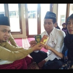 Prosesi nikah di Masjid Mapolres Pasuruan.