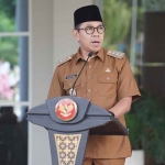 Wali Kota Batu saat memberi sambutan di apel pagi.