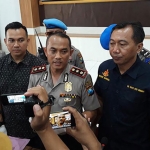 Kapolres Kediri Kota AKBP Miko Indrayana, saat menggelar jumpa pers, Kamis (30/1).