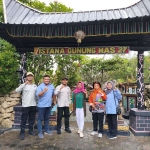 Tim Disparbud Lamongan usai kunjungi salah satu lokasi wisata di Lamongan