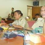 Para PNS ketika mengikuti pelatihan IT. foto: syuhud/ BANGSAONLINE