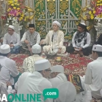 Master Limbad bersalawat bersama Gus Anom dan jamaah majelis ta