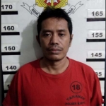 Pelaku diamankan di Mapolsek Karang Pilang.