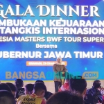 Gubernur Khofifah saat menjamu para pemain dalam Gala Dinner Pembukaan Kejuaraan Bulu Tangkis Internasional 