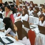 Situasi pelaksanaan tes CPNS di SMKN 2 Malang. Tes ini akan berlangsung selama tujuh hari dengan peserta dari Malang Kota dan Kabupaten, serta Pasuruan Kota dan Kabupaten. foto: ist.
