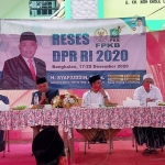 H. Syafiuddin saat dialog bersama para ulama dan santri di Pondok Pesantren Syaichona Cholil Bangkalan, Kamis (17/12).