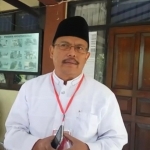 Kabid Penyelenggara Haji dan Umrah Kanwil Kemenag Jatim A. Faridul Ilmi saat memberikan keterangan persnya di Surabaya, Jumat (27/7). Foto: YUDI A/BANGSAONLINE