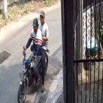 CCTV saat merekam aksi jambret di Keputih Tegal, Surabaya.