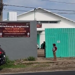 Gudang Logistik KPU Kabupaten Kediri di Jalan Raya Kediri - Kertosono, Desa Gampeng, Kecamatan Gampengrejo. Foto: MUJI HARJITA/ BANGSAONLINE