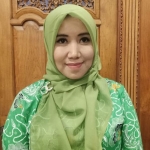 Lia Istifhama, pengurus Pimpinan Wilayah Fatayat NU Jawa Timur. foto: DIDI ROSADI/ BANGSAONLINE