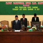 Ketua DPRD Kabupaten Sampang saat memimpin sidang paripurna.