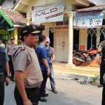 Kapolda Jatim Irjen Mahfud Arifin meninjau langsung lokasi kejadian. foto: detik.com