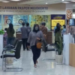 Unit layanan paspor di MPP Kota Mojokerto.