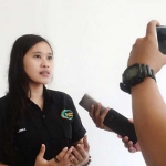 Supri Rahmawati saat memberikan keterangan pers.
