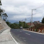 Jalur Pacitan-Ponorogo sejauh ini aman dilalui.