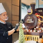 Kereta cokelat karya tim pastry Grand Mercure Malang Mirama.