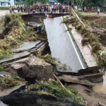 Jembatan di Kelurahan Kodo, Kecamatan Rasana