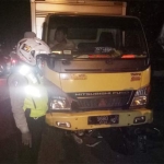 Kondisi truk dan motor usai terlibat laka.