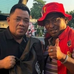 Gus Yusuf saat menyalurkan bantuan dari Gubernur Khofifah.