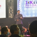 Wali Kota Kediri Abdullah Abu Bakar saat acara meluncurkan 10 Kampung Kreatif dan Independen (Keren) Prodamas di IKCC Kota Kediri, Selasa (9/11) kemarin. Foto: Ist.