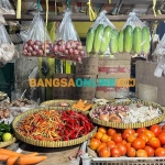 Ilustrasi harga sembako Jogja 18 November 2025. Foto: Sulthon/BANGSAONLINE.