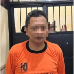 MZ, tersangka penipuan saat diamankan di Mapolres Pamekasan.