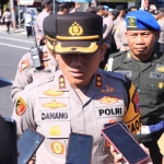 Kapolres Blitar Kota AKBP Danang Setiyo, saat memberi keterangan.
