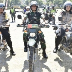 Apel pengamanan pasukan TNI-Polri di Alun-alun Bangil. foto: Andy Fachrudin/ BANGSAONLINE