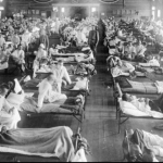Korban influenza Spanyol masuk ke rumah sakit darurat di Camp Funston, Kansas, AS pada 1918.