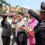 ?

Penyambutan Kapolres Madiun yang baru,AKBP Denny Setya Nugraha Nasution beserta istri. Foto:dhanny/BANGSAONLINE