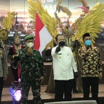 Mengawali event Jember Fashion Carnival (JFC), Yayasan Jember Fashion Carnaval menggelar International Meteorite Artefacts Exhibition dan Webinar 2021.