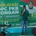 Ketua DPC PKB Kabupaten Lamongan, H. Abdul Ghofur saat memberikan sambutan. (foto: ist).