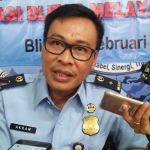 Kepala Kantor Imigrasi Kelas II Blitar, Muhammad Akram. foto: AKINA/ BANGSAONLINE