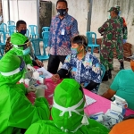 Suasana rapid test di Pasar Ikan Lamongan.