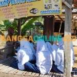 Kegiatan belajar mengajar SMP Al-Lathifi Sampang. Foto : MUTAMMIM/BANGSAONLINE