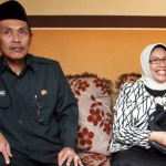 Bupati Sampng H. Fannan Hasib bersama Istri Hj. Anik Amanillah.