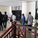 Kantor Inspektorat Gresik, tempat OTT Tim Saber Pungli. foto: SYUHUD/ BANGSAONLINE