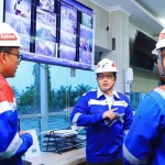 Pj Gubernur Jatim, Adhy Karyono, saat meninjau langsung Integrated Terminal BBM Surabaya-PT Pertamina Patra Niaga Integrated wilayah Perak.