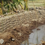 Jaringan irigasi di Kabupaten Pasuruan yang rusak.