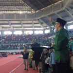 Sholawatan di GOR PKPSO Jember dalam rangka menyambut Hari Tani ke-63.