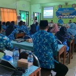 Workshop PKB di SMPN 2 Krembung, Sidoarjo.