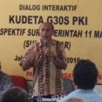 Mayjend (Purn) Kivlan Zein saat menjadi pembicara dalam dialog interaktif "Kudeta G30S PKI: dalam Persepektif Supersemar" di DPP Laskar Ampera 66 Jakarta, Selasa (29/3) foto: rakisa/ BANGSAONLINE