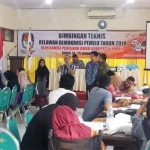 Para relawan demokrasi saat mengikuti Bimtek yang digelar KPU Tuban.