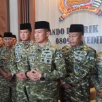 Komandan Kodim  0809/Kediri, Letkol Inf. Dhavid Nur Hadiansyah saat memberi keterangan kepada wartawan. (Ist).