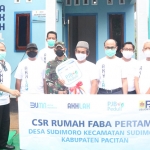 Penyerahan CSR dari PJB untuk penerima manfaat di Pacitan.