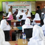 Suasana kegiatan pelatihan jurnalistik oleh RPS Tuban.