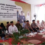 Polda Jatim Safari Ramadan di PP Matholiul Anwar.
