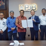 PJB saat melakukan MoU dengan IHI Corporation.